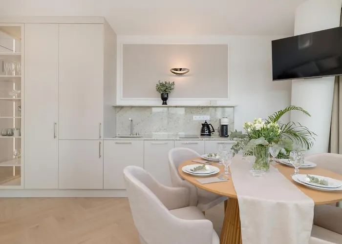 Wave Family Luxury D973 公寓 *